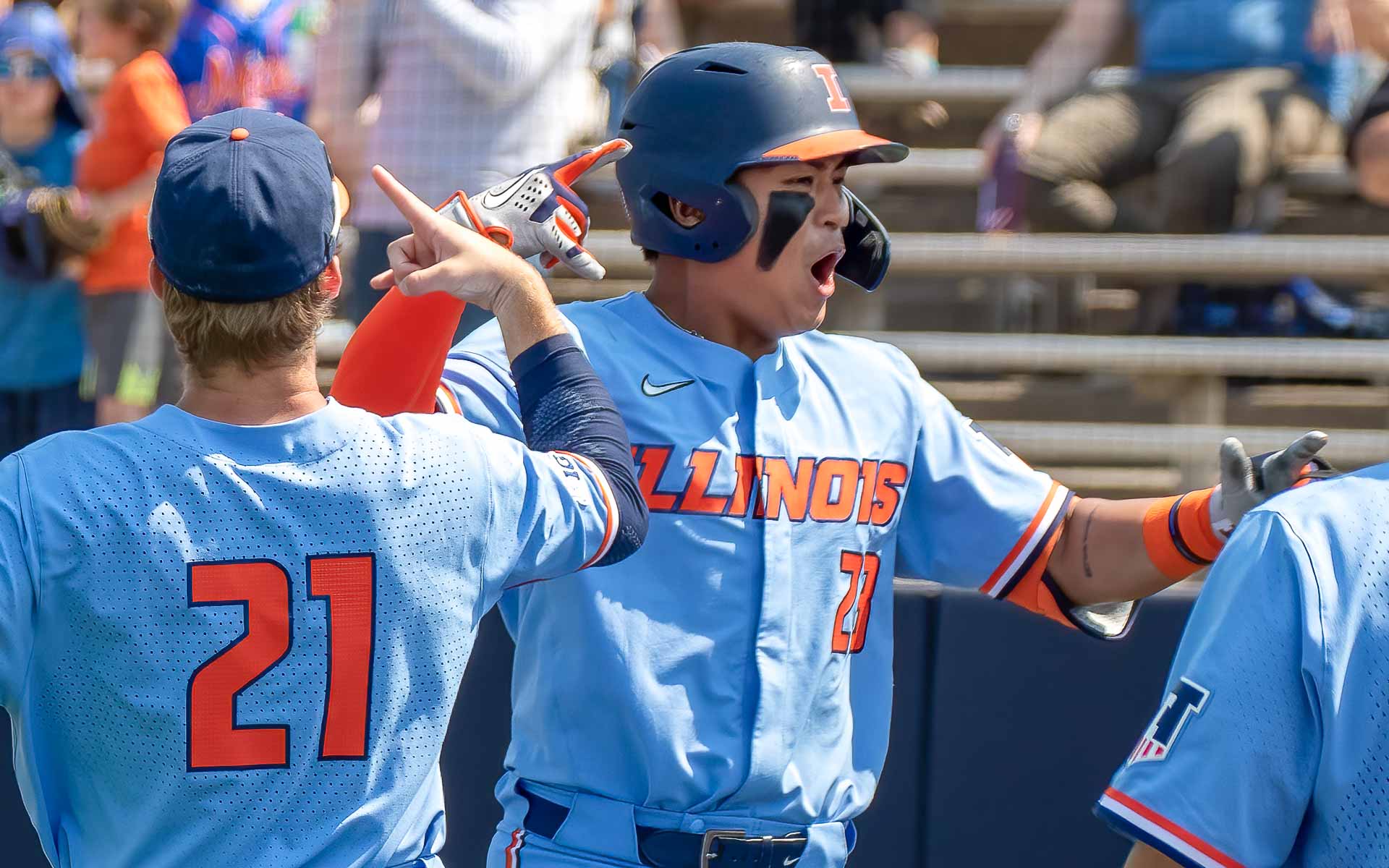 On Cusp Of The B1G Tournament, Illinois Seniors Thrive | Illinois ...